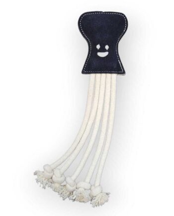 Petpower Namastay Blæksprutte   Buffalo Ruskind Med Reb Og Piv 35   10 Cm Hundelegetøj 100   Naturmateriale Quot Quot Genanvendelige Materialer Quot Quot Buffalo Ruskind Quot Quot Kokosfiber Quot Quot Bomulds Jute Reb Quot Quot Reb Alt